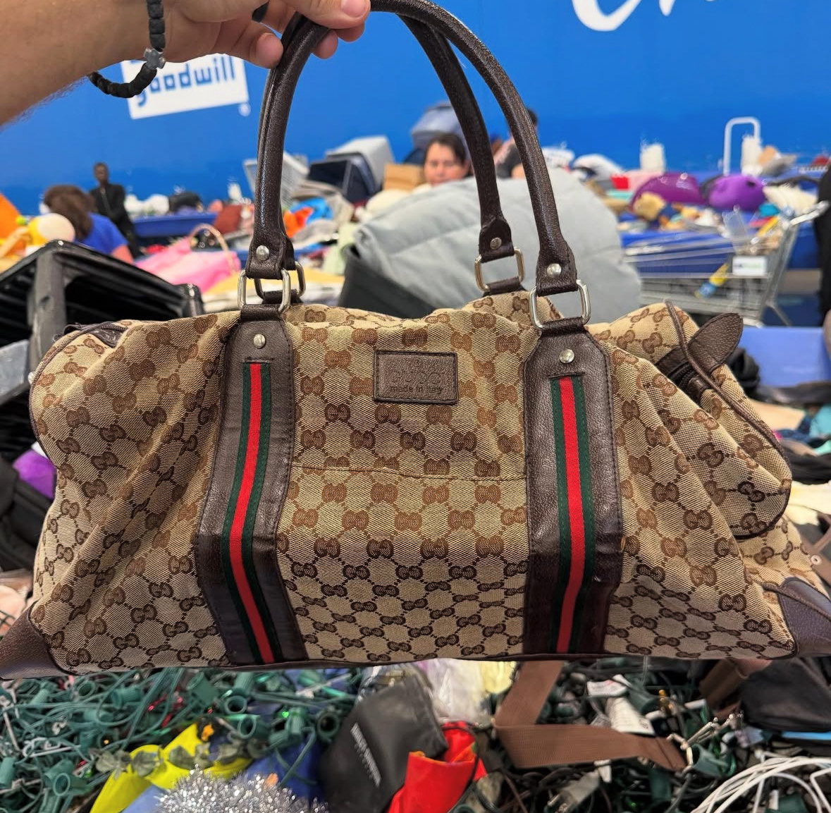 gucci liquidation pallets